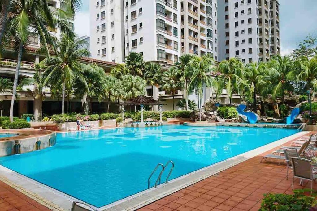 Pool View 2 Room Mahkota Hotel Melaka Esterno foto